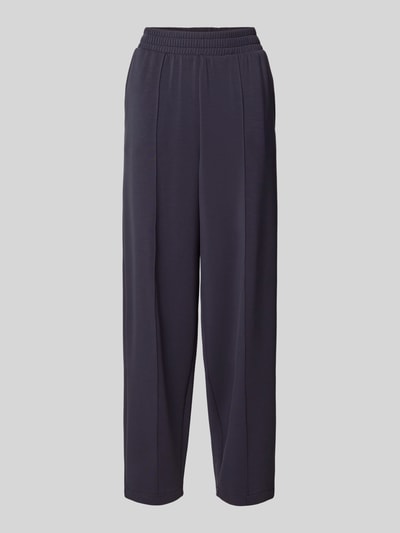 Produktfoto, Sweatpants mit elastischem Bund und Längsnähten von Jake*s Casual in dunklem Farbton, Barrel Fit, Modal-Mix mit Stretch-Anteil, strukturierte Oberfläche.