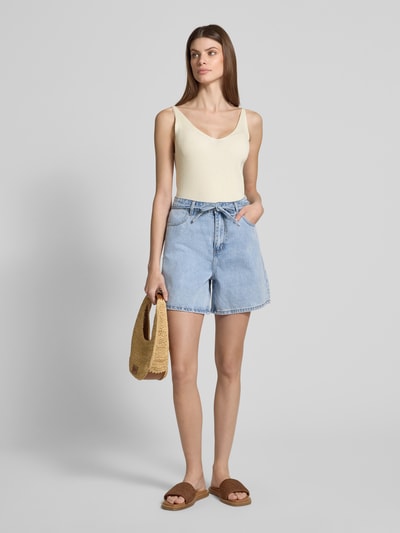 Moves Trägertop mit V-Ausschnitt Modell 'Madeline' Offwhite 1