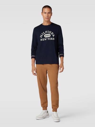 Tommy Hilfiger Longsleeve mit Label-Print Modell 'COLLEGIATE' Marine 1