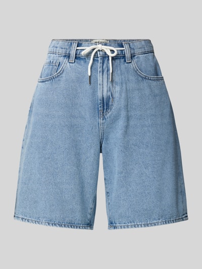 Produktfoto, Relaxed Fit Jeansshorts aus Baumwoll-Mix Modell 'HOPE' von Only in hellem Denim mit 5-Pocket-Design, Label-Prägung, Tunnelzug und Twill-Textur.
