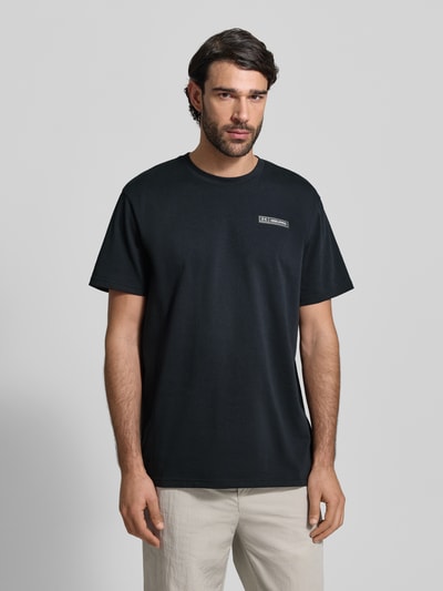Under Armour Regular Fit T-Shirt mit Logo-Applikation BLACK 4