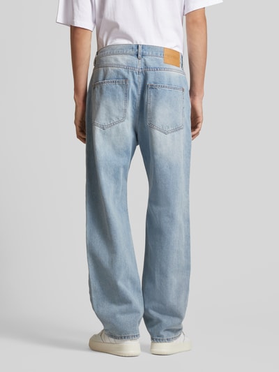 REVIEW Essentials Baggy Jeans Hellblau 5