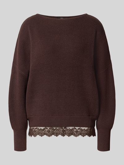 Produktfoto, Regular Fit Pullover aus Baumwoll-Mix von zero in dunklem Braun, Strick-Optik mit Spitzenbesatz am Saum, elastische Abschlüsse, Rückenlänge 59 cm, Ärmellänge 62 cm