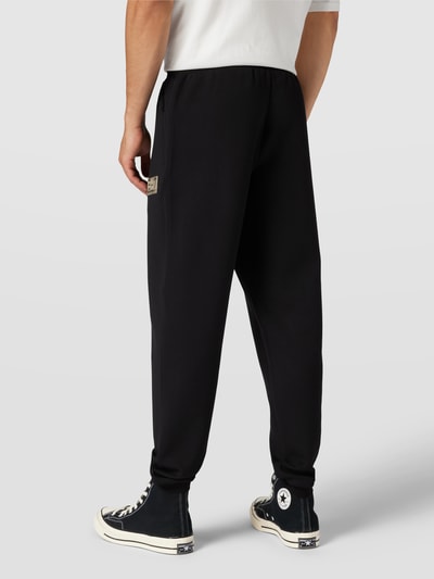 EA7 Emporio Armani Sweatpants mit Label-Patch Black 5