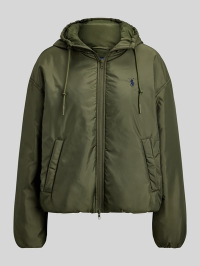 Produktfoto, Relaxed Fit Blouson mit Zweiwege-Reißverschluss von Polo Ralph Lauren w kolorze oliwkowozielonym, jednobarwna optyka, logo-stitching, kaptur z troczkiem, kieszenie boczne, elastyczne wykończenia, gładka faktura