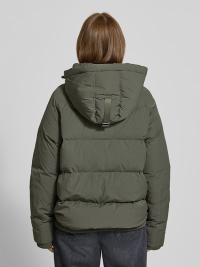 IQ Studio Daunenjacke mit 5000 Wassersäule und Zweiwege-Reißverschluss Oliv 5
