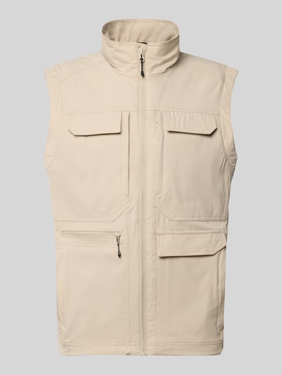 Produktfoto, Regular Fit Weste mit aufgesetzten Taschen Modell 'Bergheim' von Icepeak in Beige, Stehkragen, Reißverschluss, Eingrifftaschen, strukturierte Oberfläche, Rückenlänge 67 cm, Schulterbreite 43 cm, Brustweite 57 cm