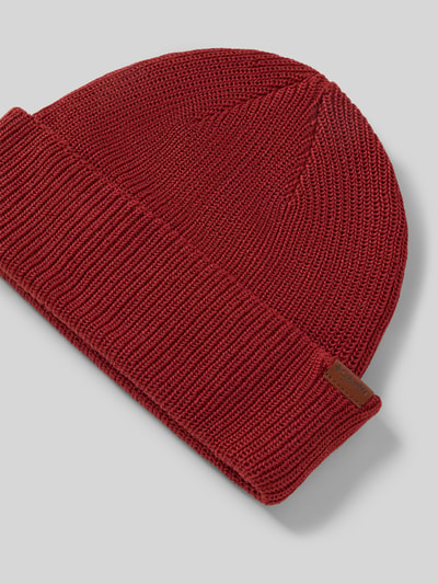 Produktfoto, Strickmütze mit Label-Detail Modell 'PORTSIDE FISHERMAN' von Columbia, czerwony kolor, Mieszanka materiałów z dodatkiem streczu, szeroki brzeg, detal z logo marki