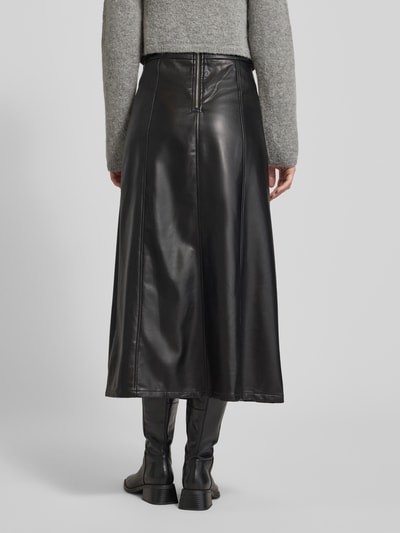 LOLLYS LAUNDRY Maxirok in leerlook, model 'Lazise' Zwart - 5