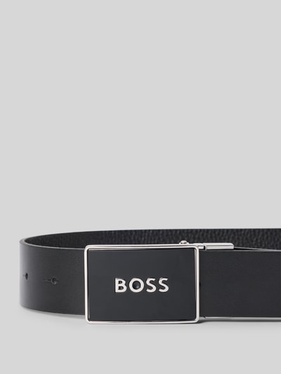 Produktfoto, Gürtel aus echtem Leder Modell 'Icon' von BOSS, schwarze Farbe, glatte Textur, silberne Schnalle, Herren Gürtel von BOSS