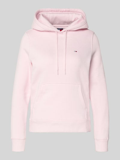 Produktfoto, Regular Fit Hoodie aus Baumwoll-Mix von Tommy Jeans, różowy, gładki, label stitching, długi rękaw, ściągacze, bawełniany materiał sweat