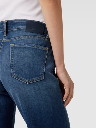 Cambio Wide Fit Jeans mit Knopf- und Reißverschluss Modell 'TESS' Blau 3