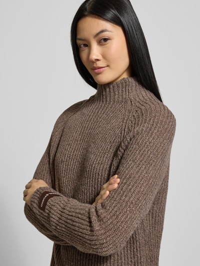 Smith and Soul Sukienka z dzianiny o długości do kolan ze stójką model ‘Mouline’ Ciemnobrązowy 3