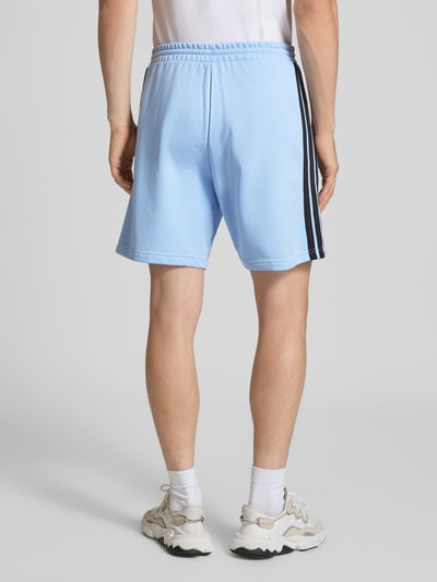 adidas Sportswear Sweatshorts mit elastischem Bund Bleu 5