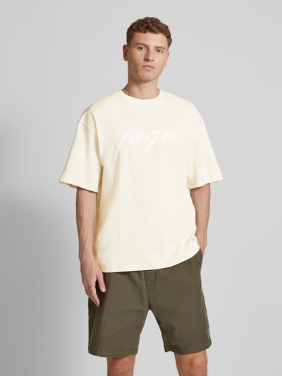 PEQUS T-shirt met extra brede schouders Beige - 4