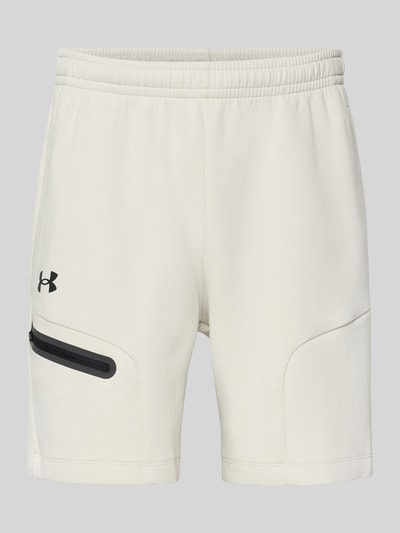 Under Armour Relaxed Fit Sweatshorts mit Logo-Print Modell 'Unstoppable' Offwhite 2