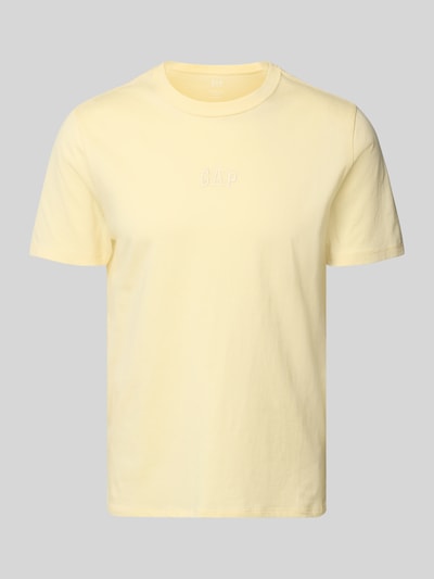 Produktfoto, T-Shirt mit Rundhalsausschnitt und Label-Stitching von GAP in Pastellgelb, Reine Baumwolle, Regular-Fit, Rückenlänge 69 cm Größe M