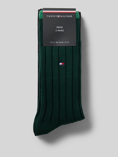 Produktfoto, skarpety z mieszanki bawełny od Tommy Hilfiger w ciemnozielonym odcieniu, prążkowana faktura, produkt męski