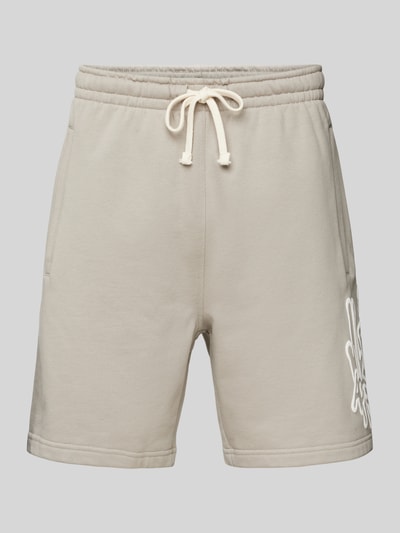 Multiply Apparel Sweatshorts mit Label-Print Beige 2