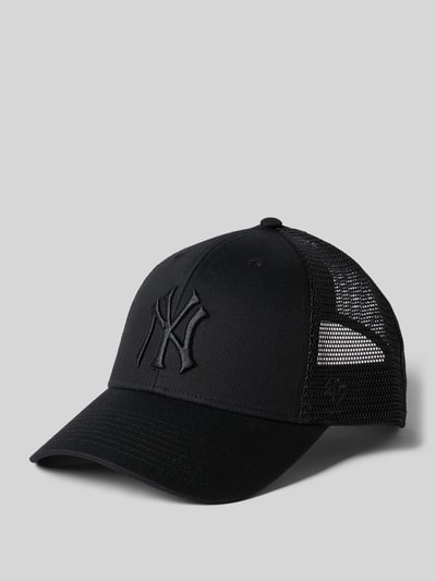 Produktfoto, schwarze Trucker Cap mit Label-Stitching Modell 'NEYYAN BRANSON' von '47, reine Baumwolle, verstärkter Schirm, größenverstellbar