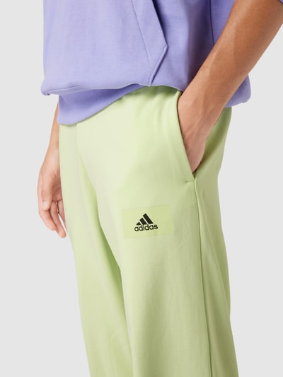 ADIDAS SPORTSWEAR Sweatpants met labelprint Lichtgroen - 3