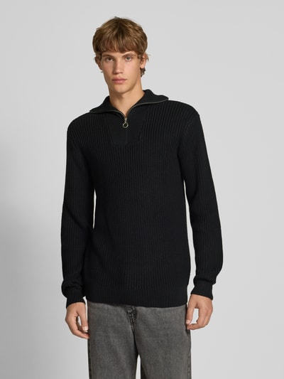 Blend Troyer mit Label-Detail Modell 'DENO' Black 4