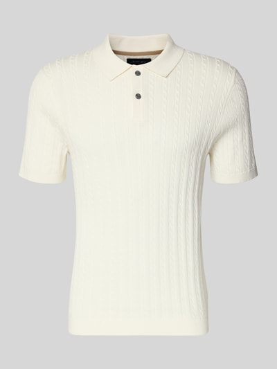Produktfoto, Slim Fit Poloshirt in Strick-Optik von Christian Berg Men, cremeweiß, reine Baumwolle, polierte Knöpfe, Kurzarm, leichte Struktur