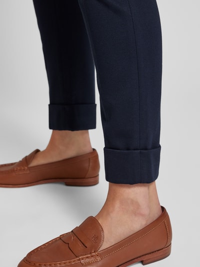 Christian Berg Woman Regular Fit Chino mit Gürtelschlaufen Dunkelblau 3