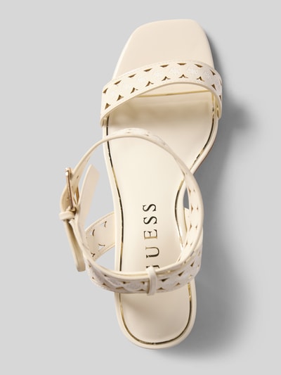 Produktfoto, Sandalette mit Blockabsatz Modell 'GASTINE' von Guess, cremefarben mit Dornschließe, Struktur aus feinem Riemen, Absatz 7 cm