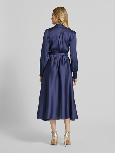 Rinascimento Cocktailkleid in Wickel-Optik mit V-Ausschnitt Blau 5