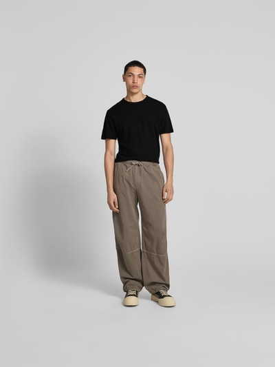 Officine Générale T-Shirt mit geripptem Rundhalsausschnitt Black 1