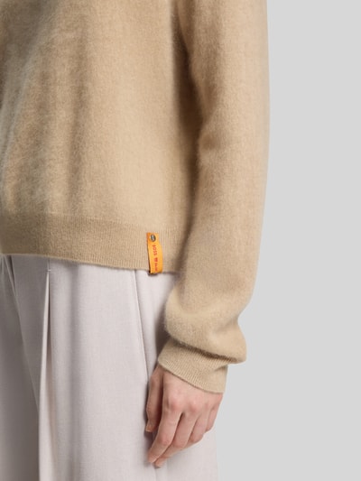 BOSS Sweter z dzianiny o kroju relaxed fit z mieszanki żywej wełny i kaszmiru model ‘FEDDY’ Beżowy 3