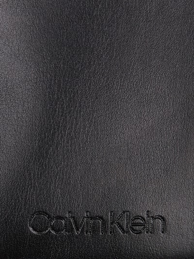 CK Calvin Klein Geldbörse in Metallicoptik Silber 2