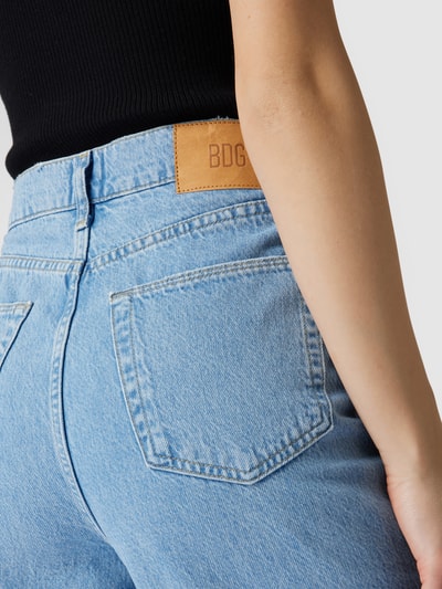 BDG Urban Outfitters Jeansy z bardzo wysokim stanem i naszywkami Jeansowy niebieski 3