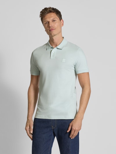 BOSS Orange Koszulka polo z detalem z logo Jasnoniebieski 4