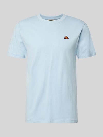 Produktfoto, T-Shirt mit Label-Stitching Modell 'CASSICA' von Ellesse aus reiner Baumwolle, Gerader-Schnitt, hellblau, Rundhalsausschnitt.