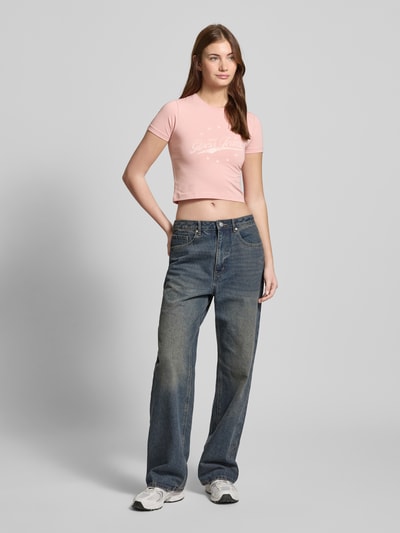 Guess Jeans Kort T-shirt met labelprint Oudroze - 1