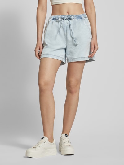 QS Flared Jeansshorts mit elastischem Bund Hellblau 4