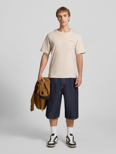 JACK & JONES T-Shirt mit Label-Print und Rundhalsausschnitt Offwhite 1