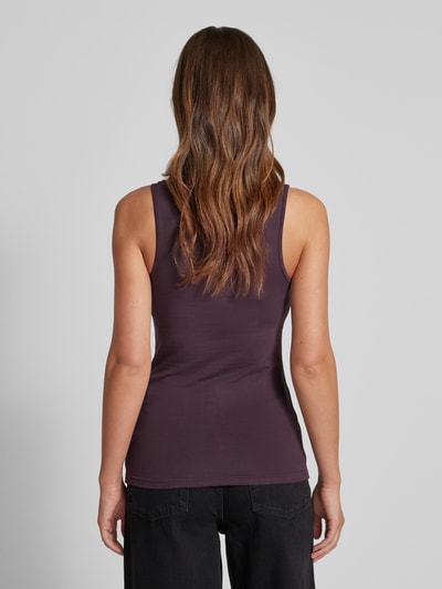 QS Tanktop mit tiefem Rundhalsausschnitt Aubergine 5