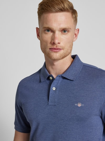 Gant Regular Fit Poloshirt mit Label-Stitching Jeansblau Melange 3