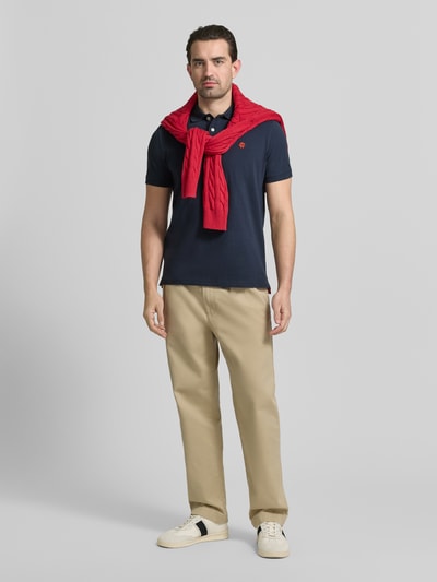 MCNEAL Slim Fit Poloshirt mit Logo-Stitching Dunkelblau 1