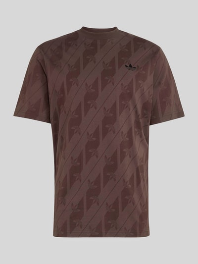 adidas Originals Regular Fit T-Shirt aus reiner Baumwolle mit Allover-Logo-Muster Dunkelbraun 2