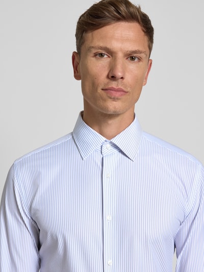 BOSS Slim Fit Businesshemd mit Kentkragen Modell 'HANK' Bleu 3