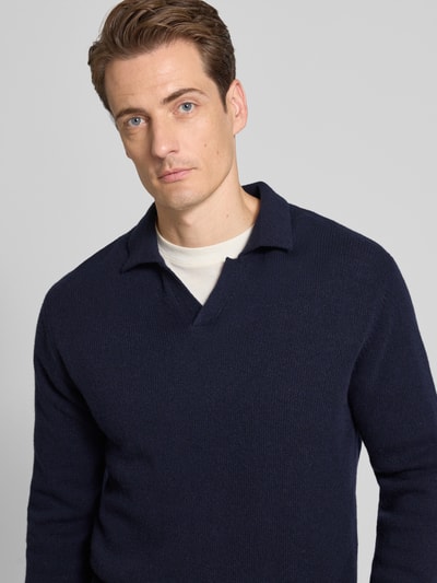 Casual Friday Sweter z dzianiny z mieszanki wełny z kołnierzykiem polo model ‘Karl’ Ciemnoniebieski 3