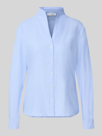 Produktfoto, Regular Fit Hemdbluse aus reiner Baumwolle von Christian Berg Woman in Hellblau, Stehkragen, durchgehende Knopfleiste, glatte Textur