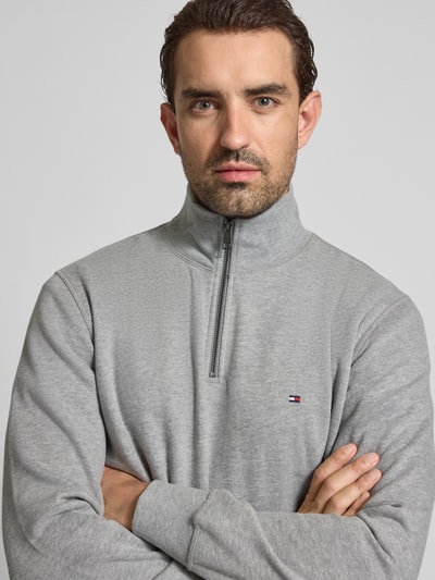 Tommy Hilfiger Sweter z mieszanki bawełny Jasnoszary 3