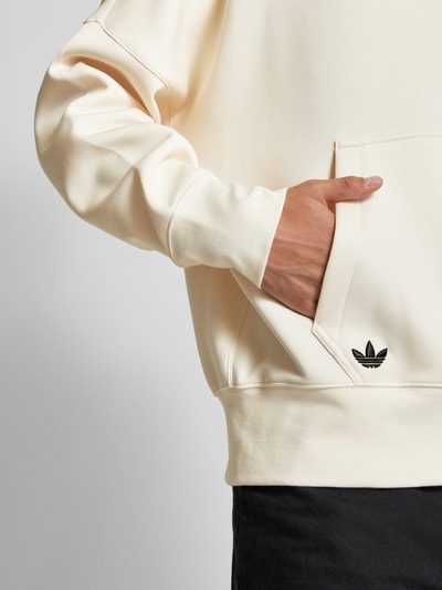 adidas Originals Bluza z kapturem z wyhaftowanym logo Złamany biały 3