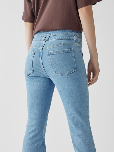 Frame Mid Rise Bootcut Jeans Hellblau 6