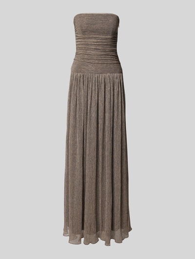 Produktfoto, Schimmerndes Off-Shoulder-Kleid mit Drapierungen von Jake*s Cocktail, Maxikleid, Figurbetont, schimmernde Struktur, Rückenlänge 132 cm, Brustweite 42 cm, Braun- und Goldtöne, zarte Falten.